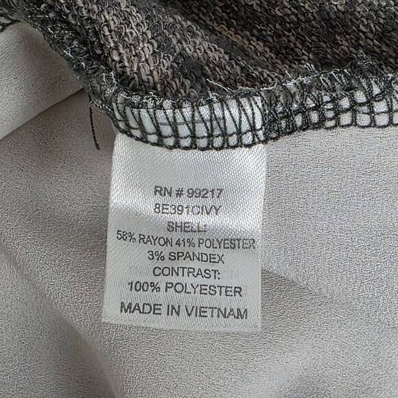 Francesca’s Charlie M Gray Knit Chiffon Hem Top - Picture 6 of 7